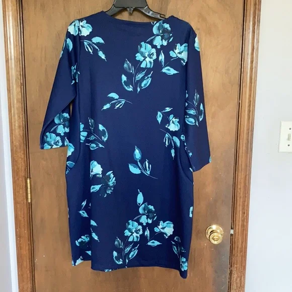 Croft and barrow PETITE floral print dress w Pockets MP - Picture 10 of 16